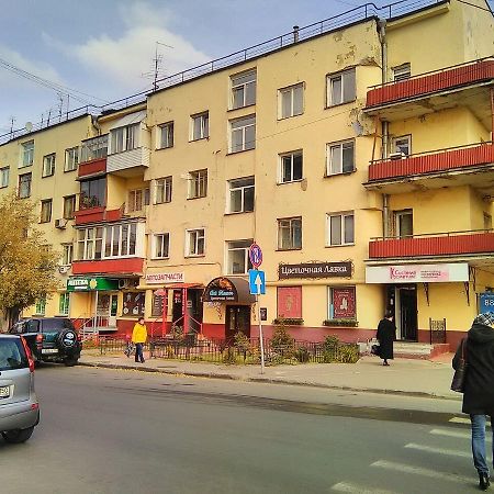 Hostel On-Day Novosibirsk Exterior photo